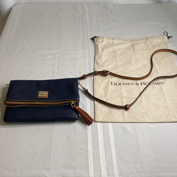 Black Dooney & Bourke Pebble Leather Foldover Purse Crossbody Pockets Dark Navy - Picture 11 of 12